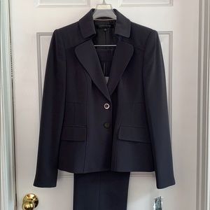 Anne Klein 2pc Pant Suit